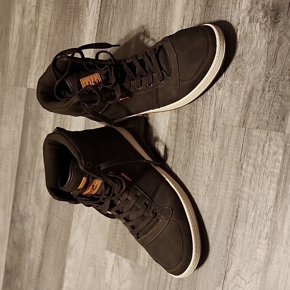 Mena Levi Strauss High Top Shoes